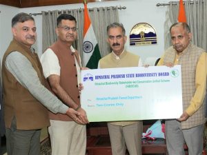 मुख्यमंत्री ने हाइबिस्कस योजना का शुभारंभ किया