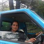 Breaking: MC शिमला के स्वच्छता वाहन में पहली महिला चालक बनकर शहर को साफ सुथरा बनाने का संदेश दे रही प्रिया शर्मा