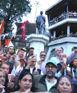 NEET परीक्षा पेपर लीक मामले को लेकर शिमला में सर्वदलीय कैंडल मार्च