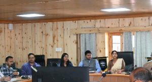 खाद्य सुरक्षा को लेकर प्रशासन सख्त, सैंपल जांच से लेकर हाइजीन रेटिंग तक होगी कड़ी निगरानी : DC
