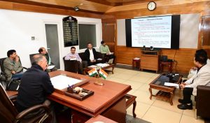 CBSE स्कूलों के ड्रेस कोड, यूनिफॉर्म और भवनों के लिए विशिष्ट रंग योजना शीघ्र होगी निर्धारितः मुख्यमंत्री