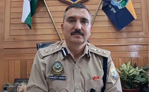 शिमला के पूर्व SSP संजीव गांधी पर धोखाधड़ी व सरकारी धन के दुरूपयोग का मामला दर्ज